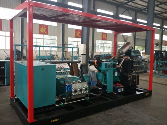 132kw Yüksek Basınçlı Jet Yıkama Makinesi Dizel Motor Gücü Jet Temizleyici
