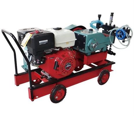 Petrol Kuyusu Emniyet Valfleri İçin 3DY200 / 80 80MPa 200L / H Elektrikli Hidro Test Pompası