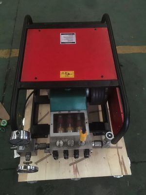 Petrol Borusu Basınç Testi için 7.5kw 700bar Hidrolik Pompa Test Cihazı